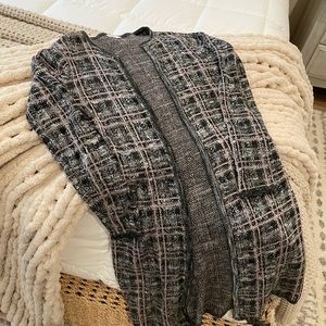 Long lightweight sweater